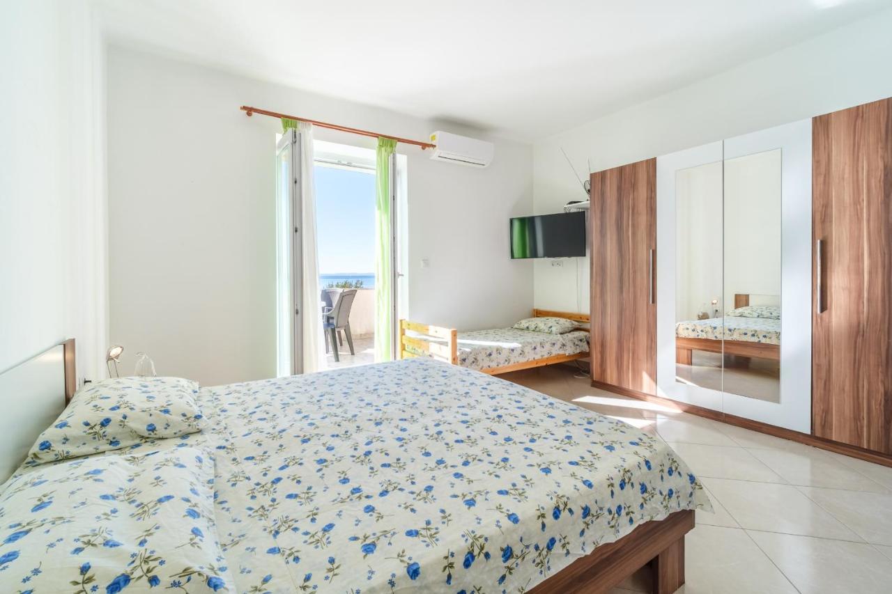 Beach Paradise Apartments ポドストラナ エクステリア 写真