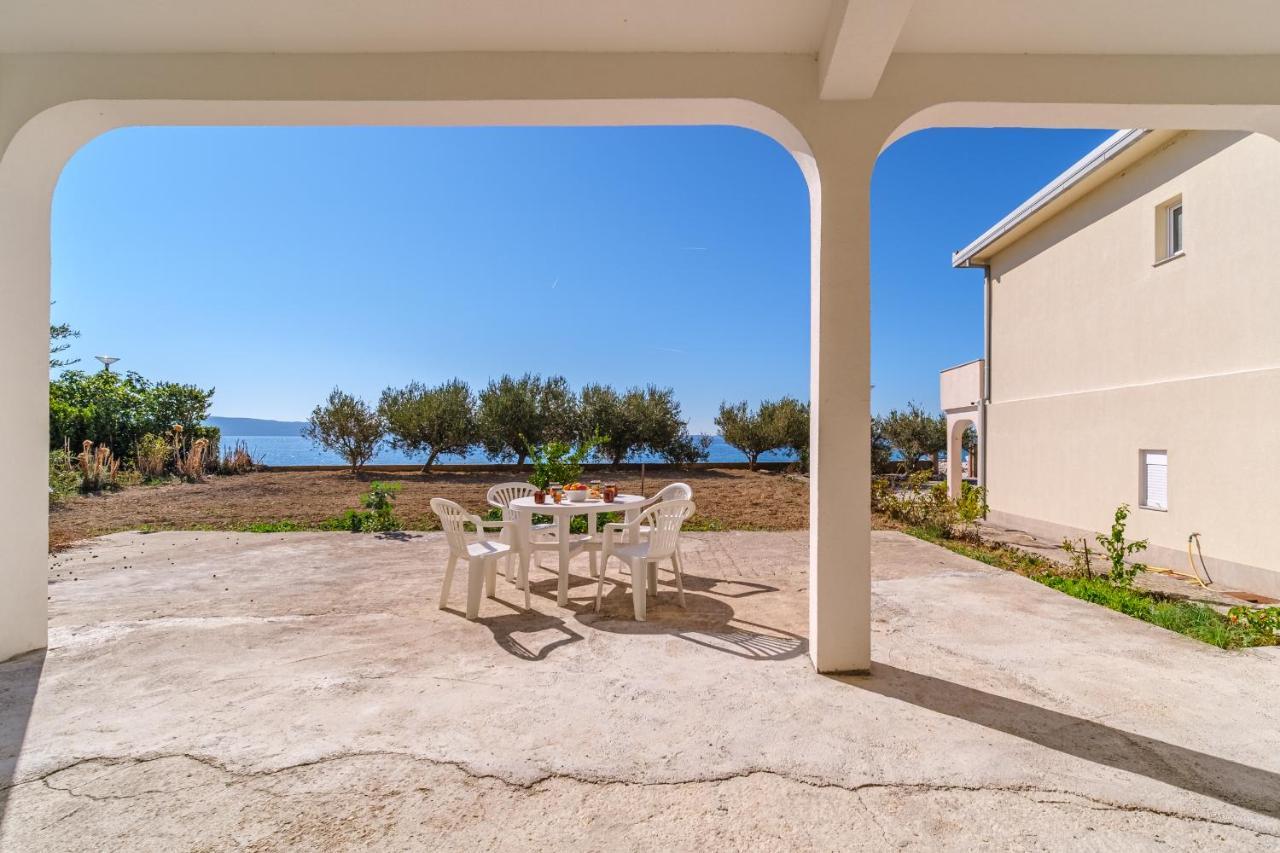 Beach Paradise Apartments ポドストラナ エクステリア 写真