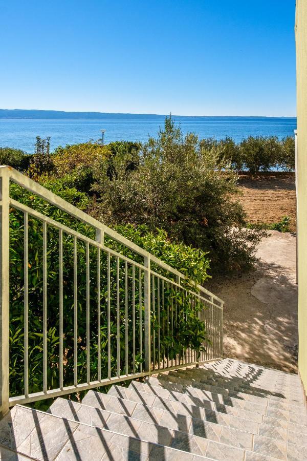 Beach Paradise Apartments ポドストラナ エクステリア 写真